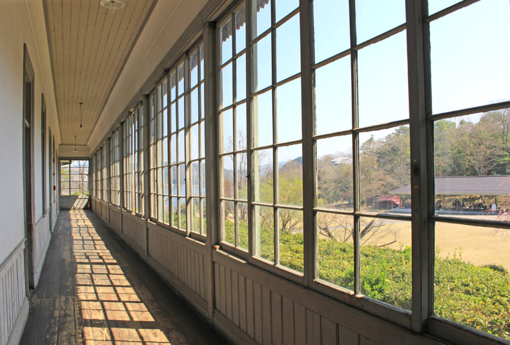 Japanese Red Cross Central Hospital Ward