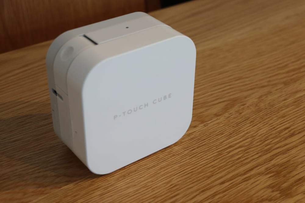 P-TOUCH CUBE