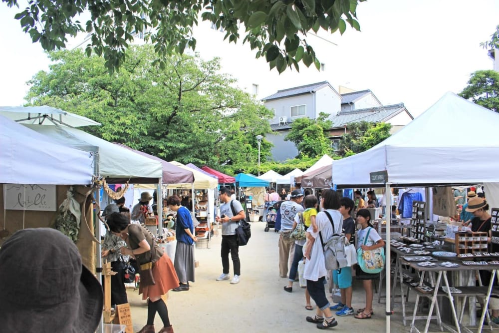 STREET & PARK MARKET