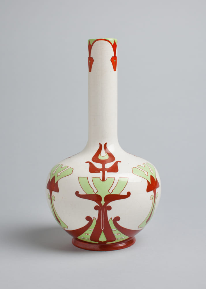 《花瓶“カレヴァ”》1906 ‒1914年｜アラビア製陶所｜コレクション・カッコネン