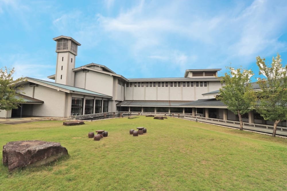 愛知県陶磁美術館