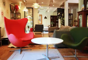 大切な家具を橋渡し。中古家具専門店「Re-style（リスタイル）」