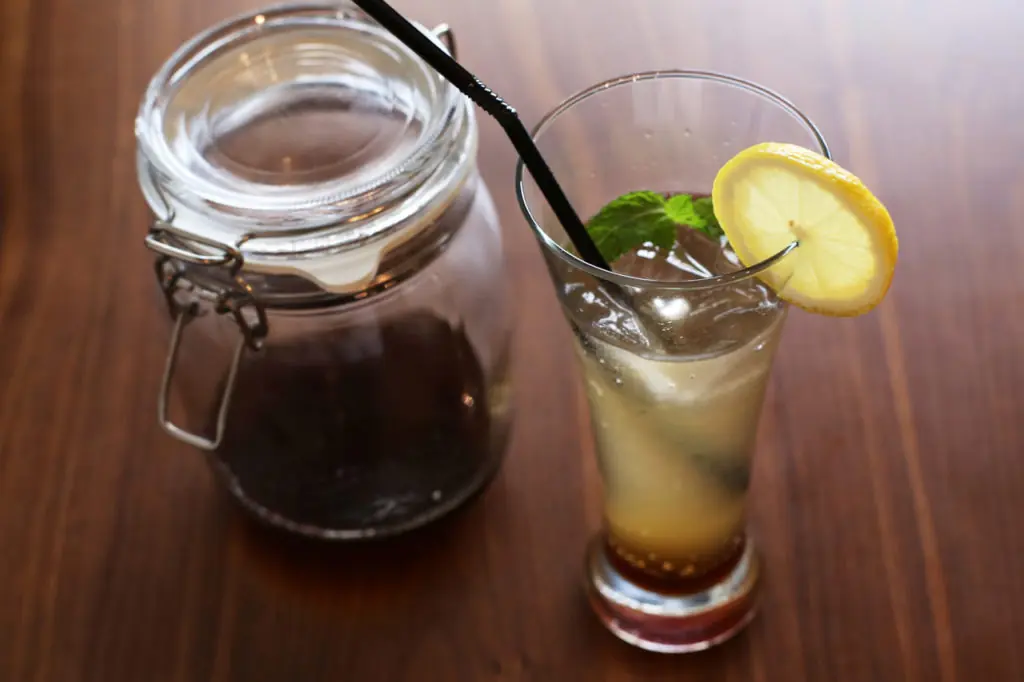 自宅で簡単に手作りジンジャーシロップを作る方法