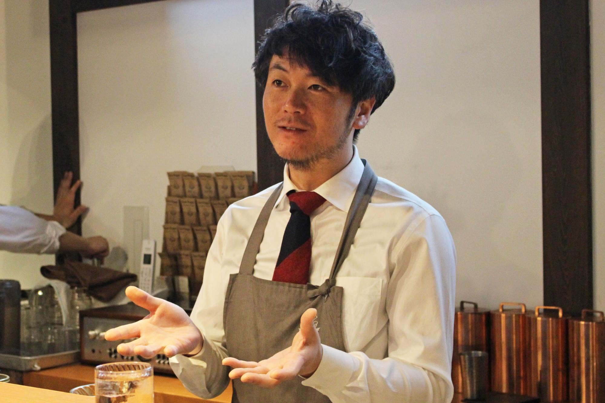 「喫茶ニューポピー」マスターの尾藤雅士さん