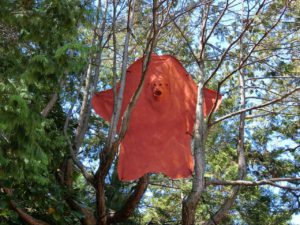 平成最後の春、白鳥庭園が『異界庭園』に大変身!