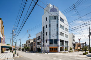 「一隆堂 ビルディング」岡崎の老舗せんべい屋が町おこし。ヴィンテージビルをリノベーション