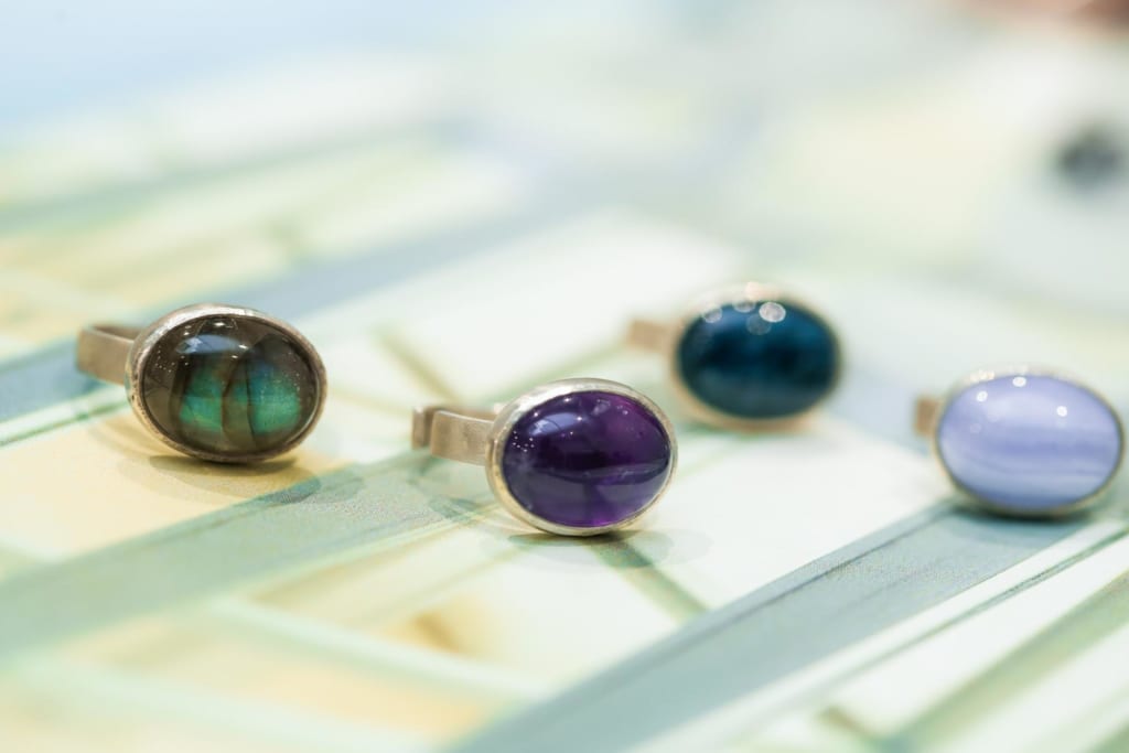 日常がほんの少し特別になるジュエリーを。「​Mollier jewerly（モリージュエリー）​」