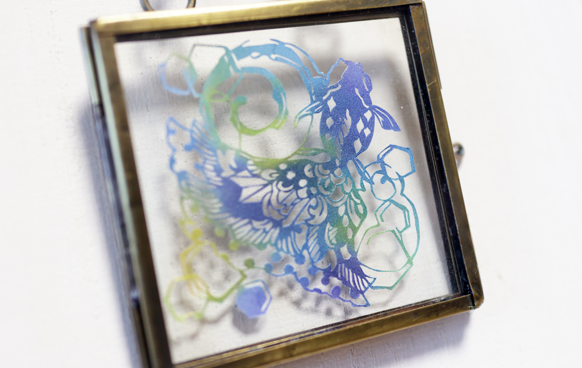 ©️踊る金魚展 / 空とぶアルマジロ商店