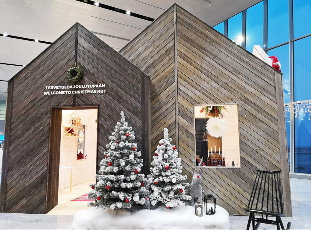 【スウェーデンの暮らし】日本から最速でヨーロッパへ。ヘルシンキヴァンター空港の「クリスマスの家」