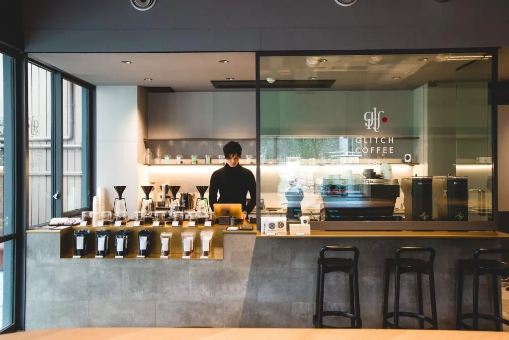 "GLITCH COFFEE@9h NAGOYA" that spreads Japanese coffee culture to the world