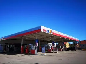 【スウェーデンの暮らし】あの有名チェーン店のコーヒーもお持ち帰りできる?スウェーデンのガソリンスタンド