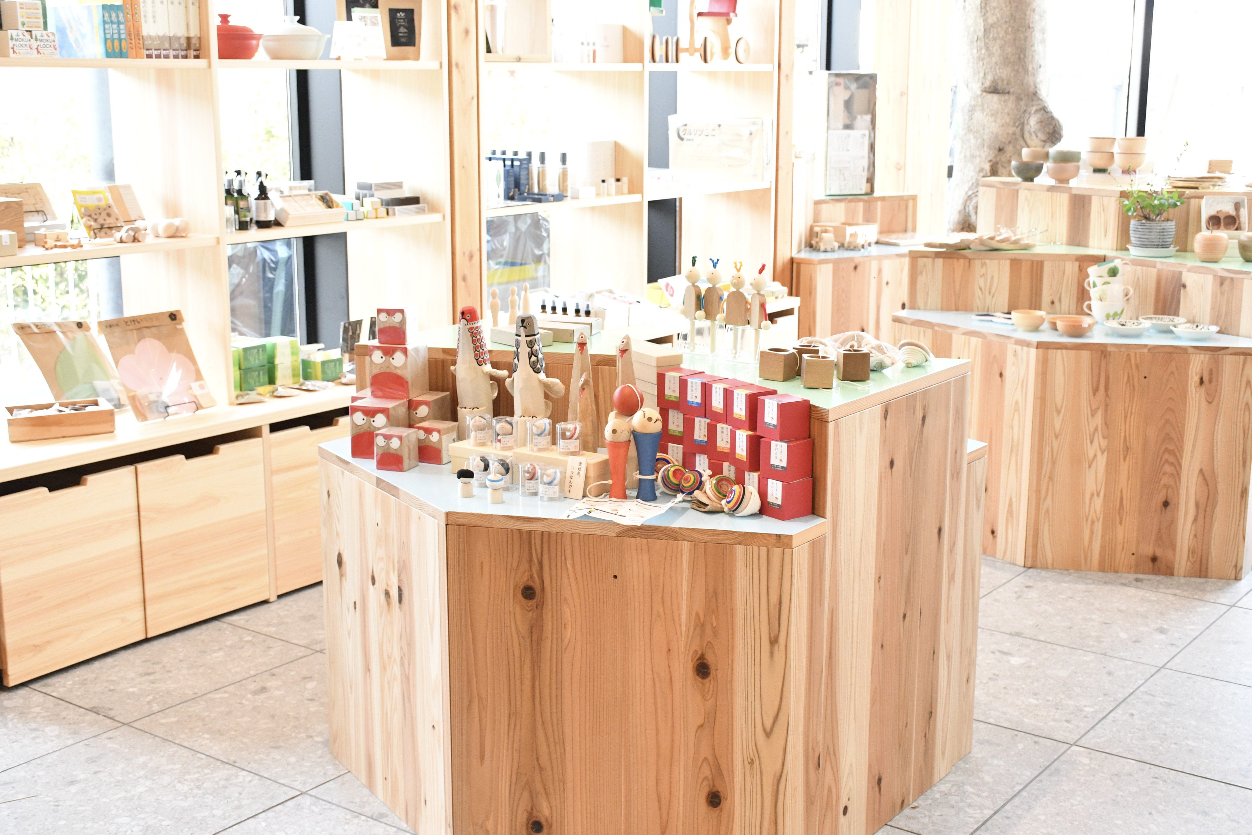 暮らしを彩る日本各地の木の雑貨に出会えるショップ「響 hibi-ki STORE」が オープン！