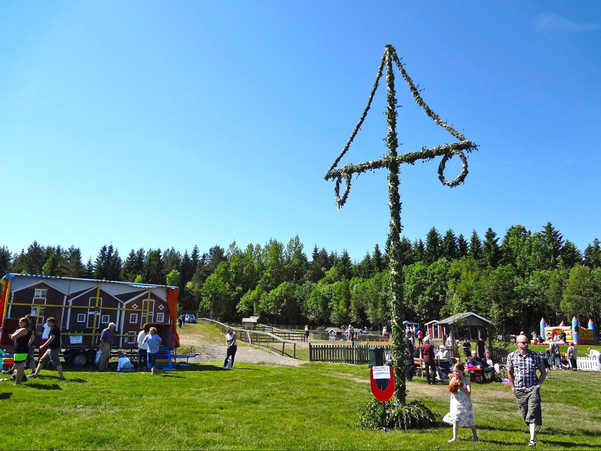 【スウェーデンの暮らし】今年のミッドサマーはキャンセル？スウェーデン流夏至祭の過ごし方