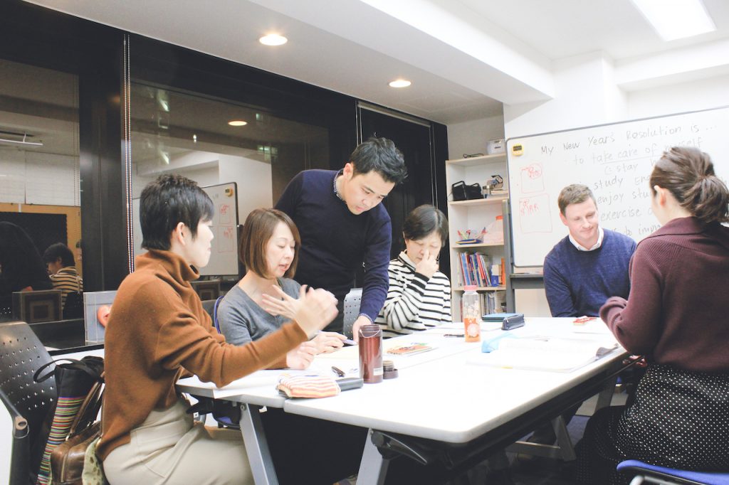 初心者が”一年間で英語が話せるようになる”。久屋大通にある、社会人のための英会話教室「マスターイングリッシュ」