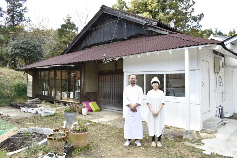 美杉町の山奥で日常を離れた特別な時間を堪能できる “ここにしかないお店” 「素朴舎」＆「3274」