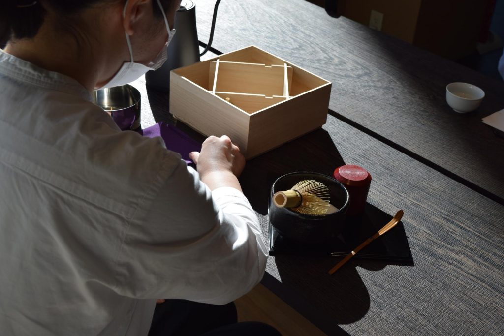 【閉店】ありのままを愛す ワビ・サビ：「茶論（さろん）」