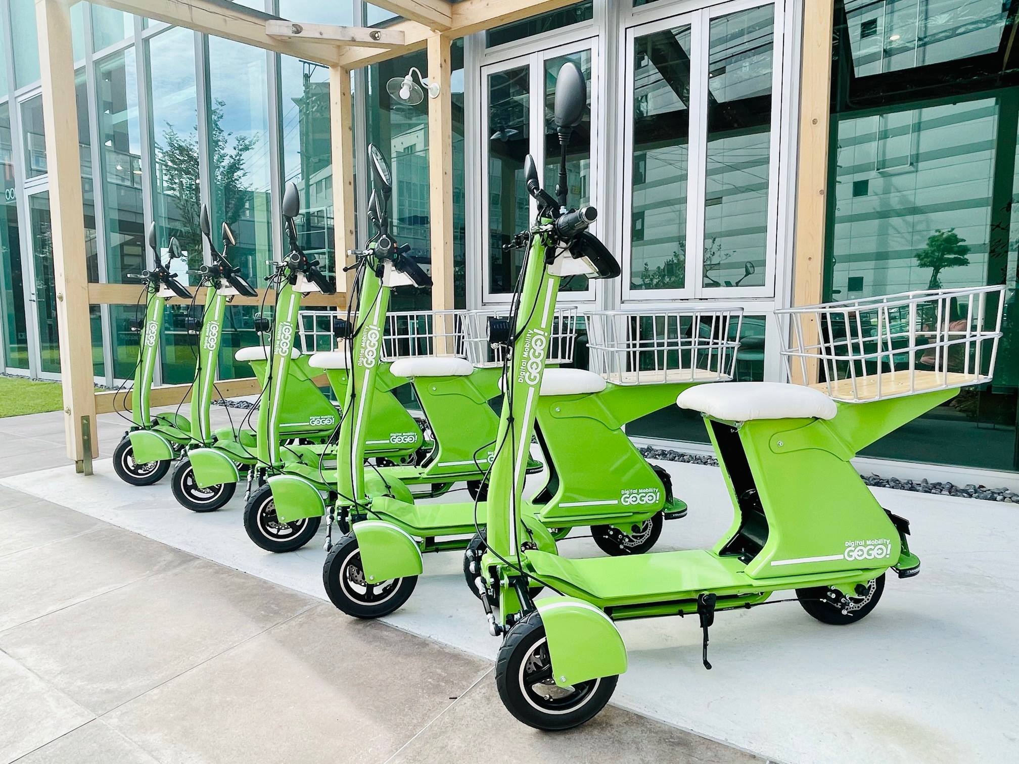 勝川駅で全国初、電動3輪バイクシェアサービスを開始!