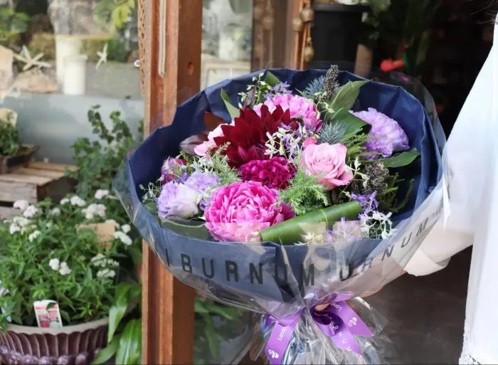 ロンドンスタイルの花文化を繋ぐフラワーショップ「VIBURNUM（ビバーナム）」