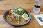 ヒトとヒトがつながる場所を。スパイスカレーとカフェ「chikaku（チカク）」