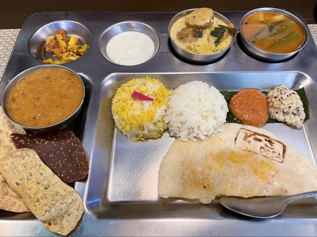 南インド家庭料理カルナータカー