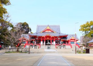 名古屋城守護神で尾張四観音のひとつ「甚目寺観音」。迫力ある閻魔さまも圧巻！