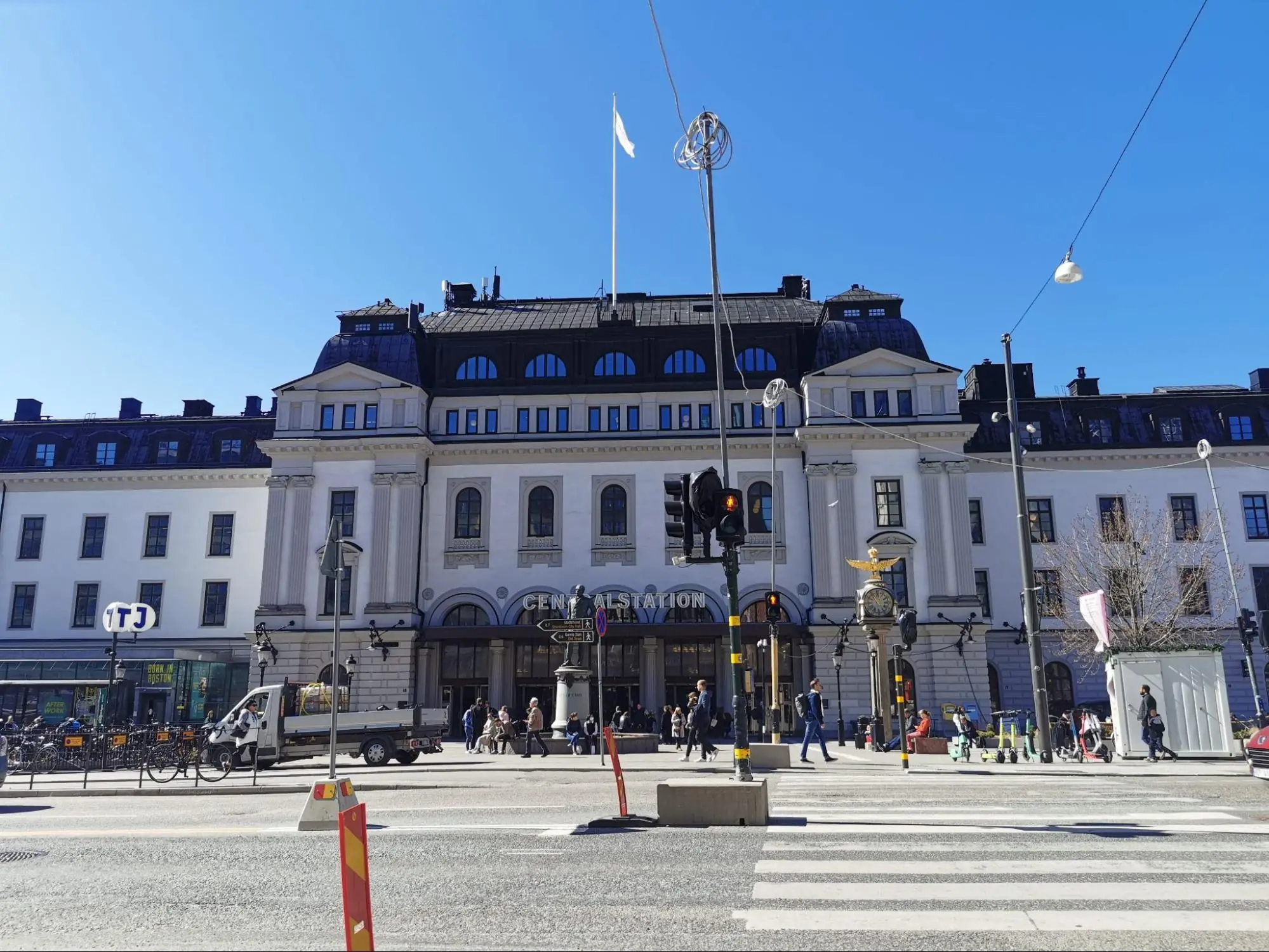 【スウェーデンの暮らし】空港からまず到着するのはここ、ストックホルム中央駅の使い方