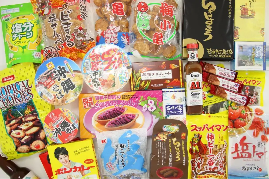 【18選】那覇空港で全部買える!沖縄に行ったら絶対に買いたいお土産特集