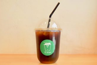 コーヒースタンド「TIROL」