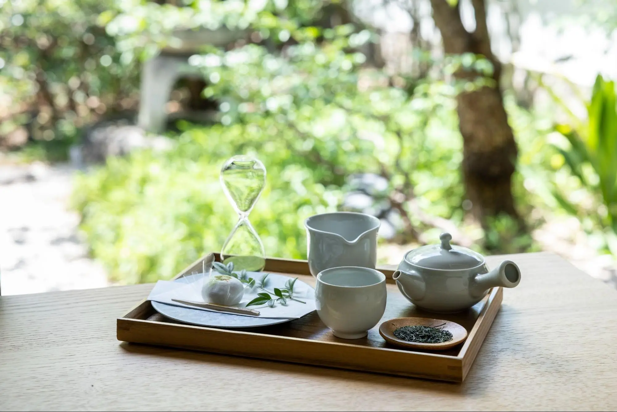 庭園をのぞむ和カフェ「蘇山荘（そざんそう）」 地元産茶葉を使った”自分で淹れる”お茶で贅沢時間