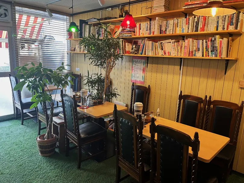 [Nagoya/Nishi Ward] Secondhand Book cafe ShowRei