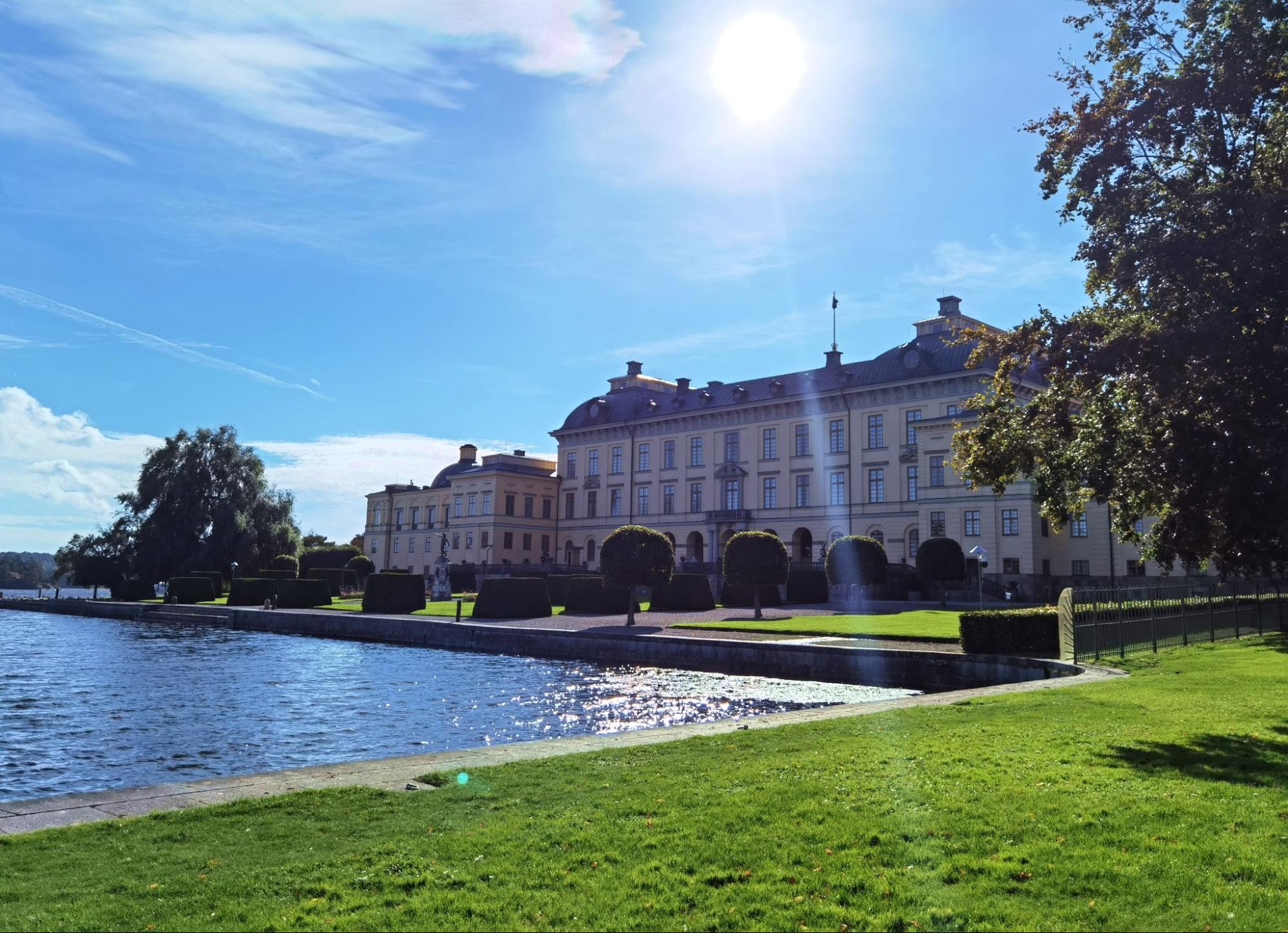 北欧のヴェルサイユ宮殿？ スウェーデンの世界遺産「ドロットニングホルム宮殿」