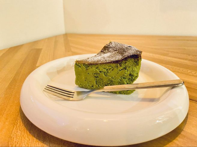抹茶のバスクチーズケーキ（¥550）