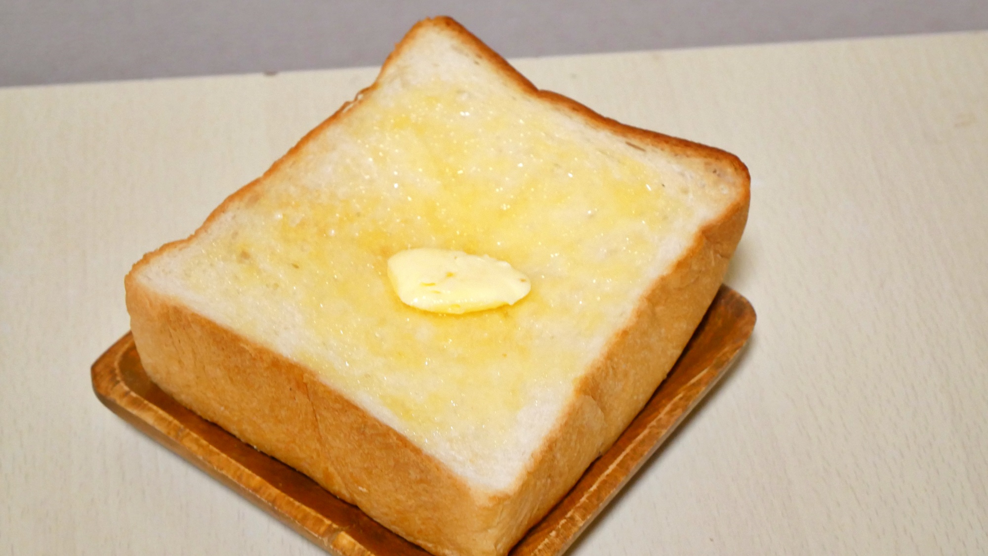 KANIE bread with butter