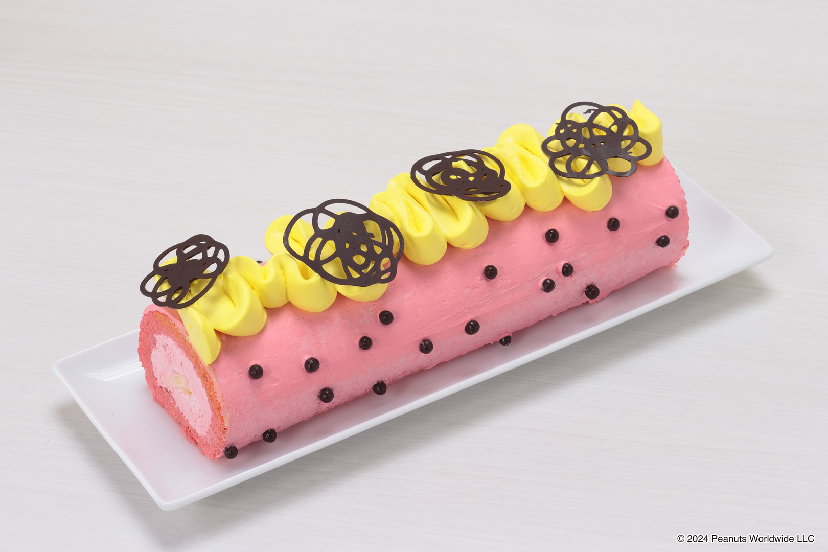 サリーのポルカドットロールケーキ