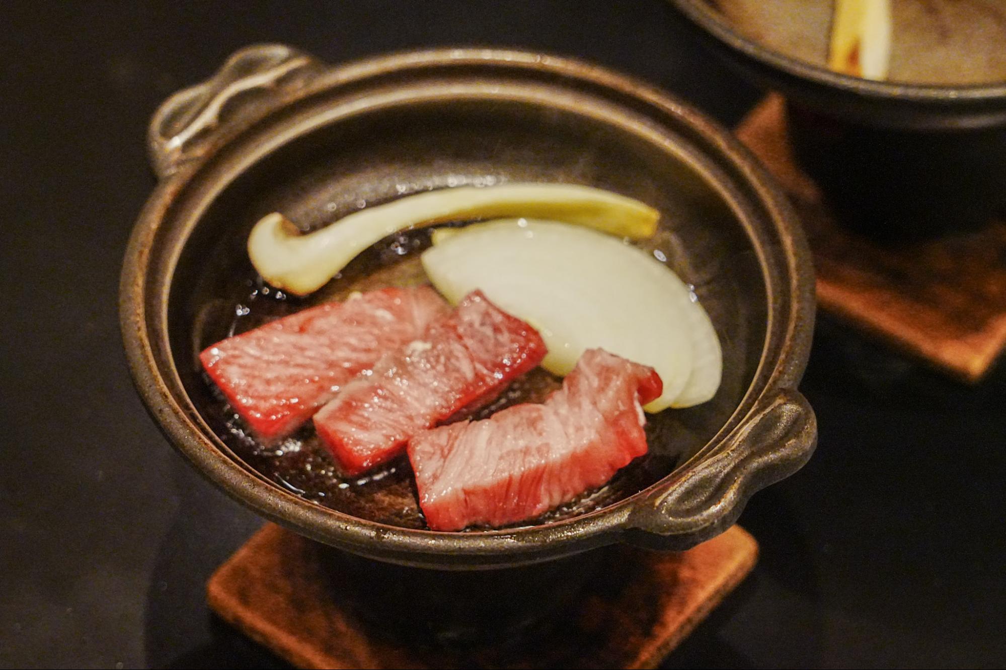 松阪牛陶板焼き　季節野菜