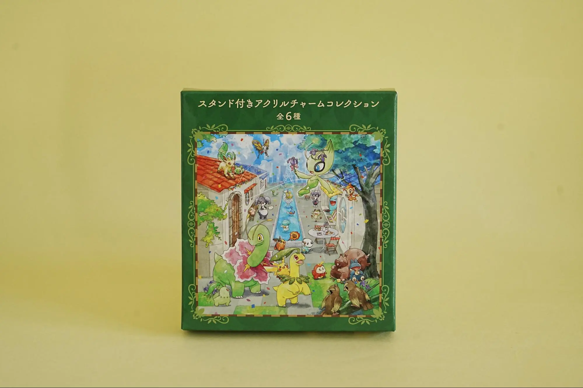 スタンド付きアクリルチャームコレクション Celebis Celebration　￥880（税込）