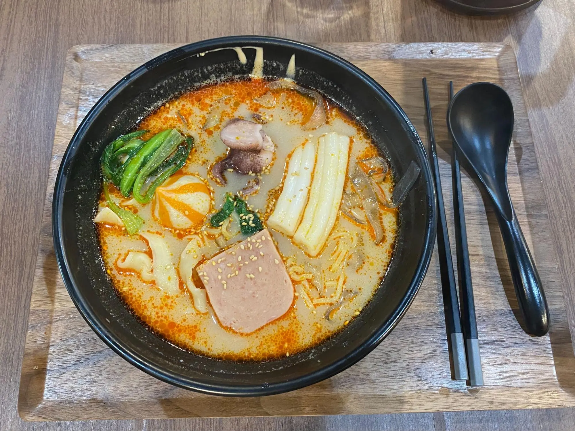 七味麻辣烫のマーラータン