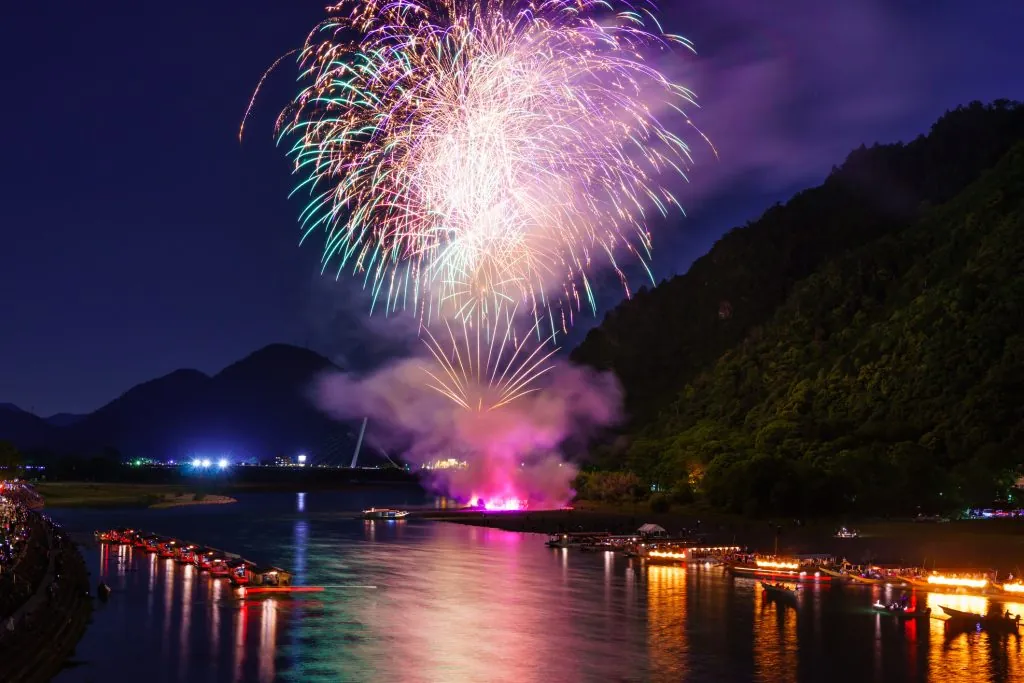 【2025年最新版】岐阜県の花火大会スケジュールまとめ