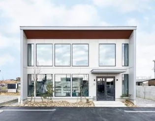 【設計工務店アラン】トータルビューティーを追求する浜松の人気サロン「アールラーゴ＆ビジュー」