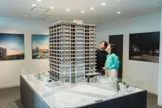 【豊田市】三河豊田駅まで徒歩2分、トヨタ自動車本社まで徒歩6分。 「Tステージ フラッグス・ザ・トヨタ」が叶える、駅近×上質な暮らし。